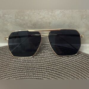 NEW Stylish Square Sunglasses with Gold Frame